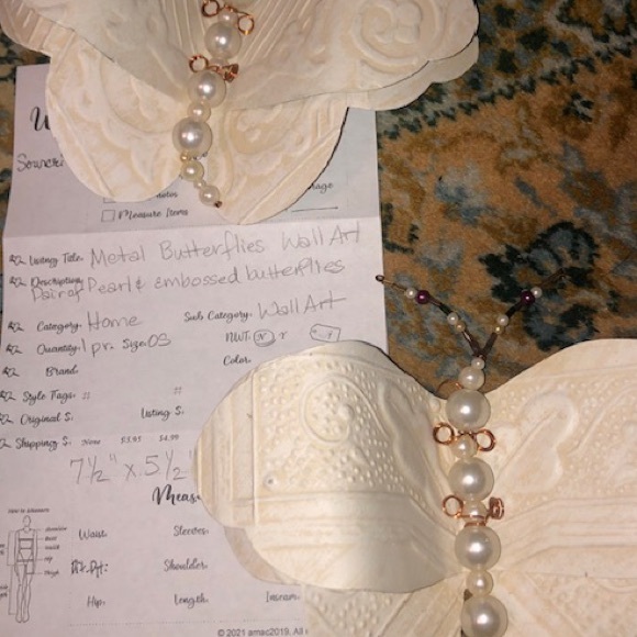 NWOT PAIR OF BUTTERFLIES | METAL | PEARLS | WIRE MIXED MEDIA WALL ART - Picture 5 of 9